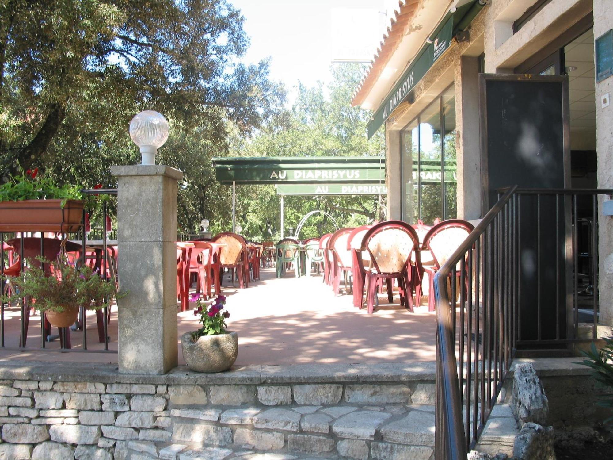 Terrasses De L'Aven Hotel Orgnac-lʼAven Kültér fotó