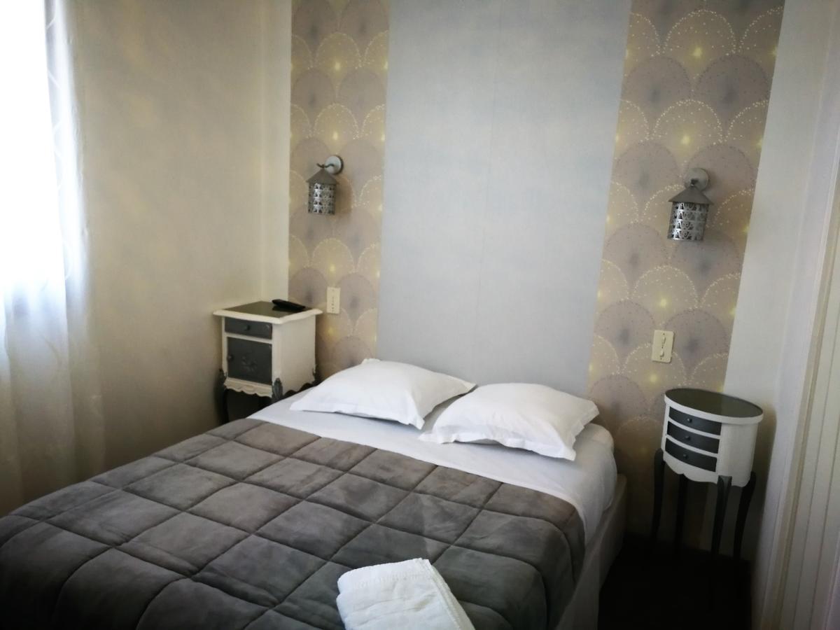 Terrasses De L'Aven Hotel Orgnac-lʼAven Kültér fotó