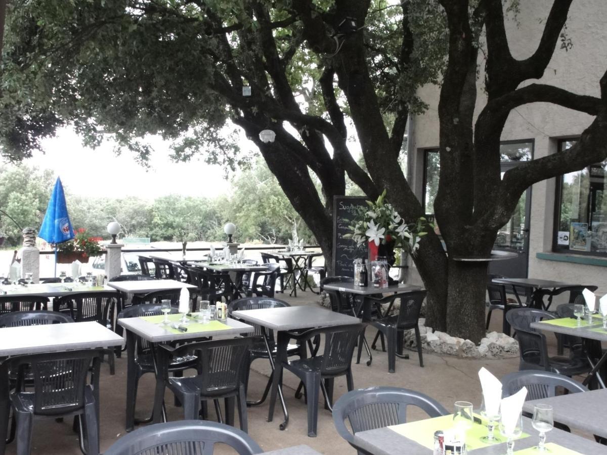 Terrasses De L'Aven Hotel Orgnac-lʼAven Kültér fotó
